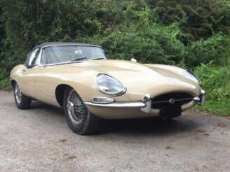 1965 Jaguar E-Type Series 1 4.2 Roadster