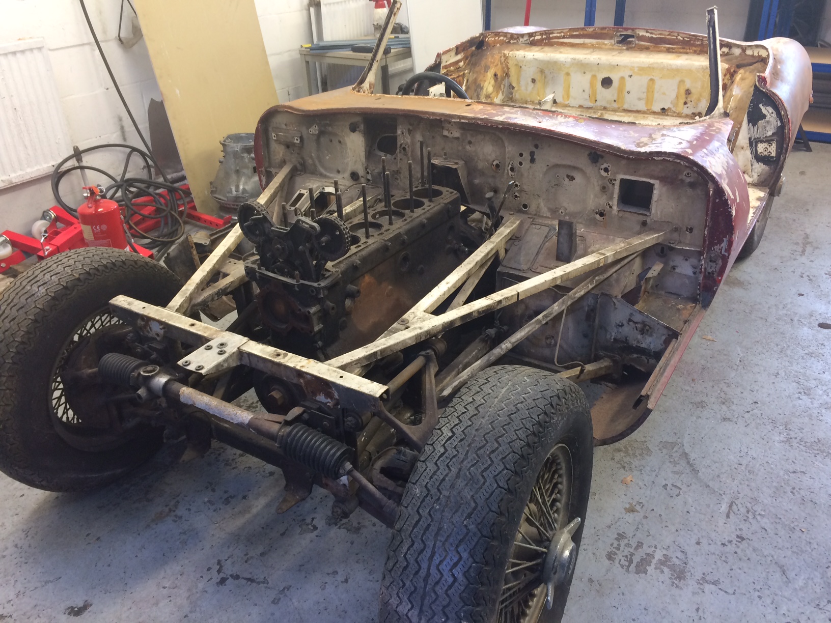 1966 E-Type S1 4.2 `barn find` Roadster