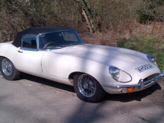 Jaguar E-Type S2 Roadster